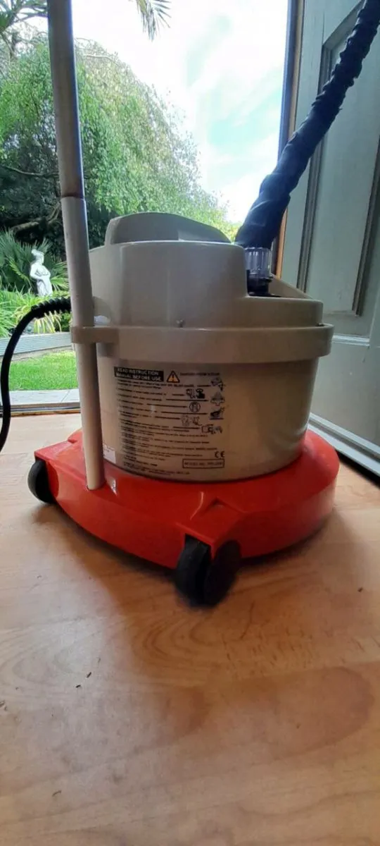 Commercial  Clothes Steamer - Image 1