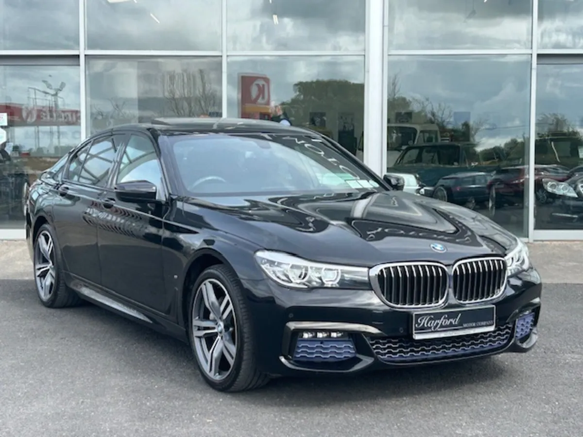 BMW 740e M-Sport *Plug-In* Hybrid Saloon - Image 4