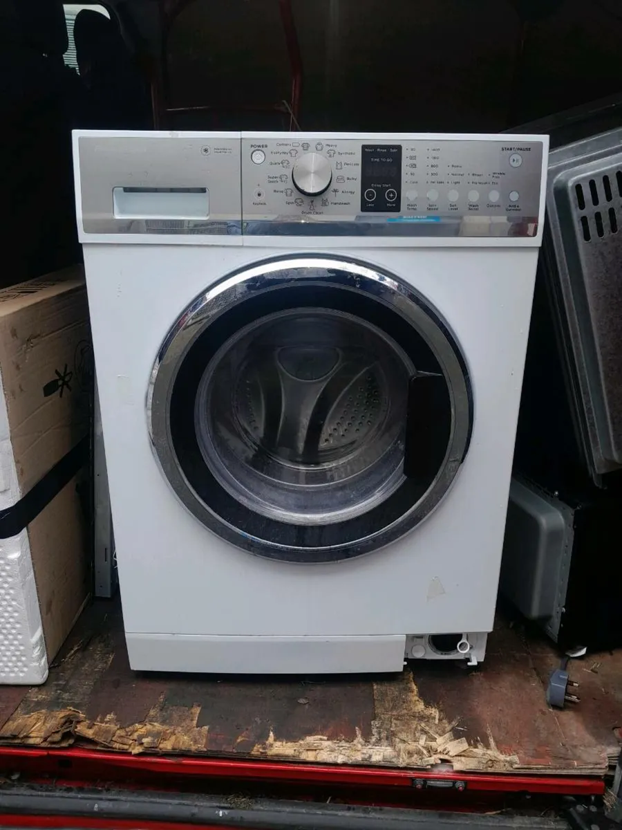 Washing machine - Image 1