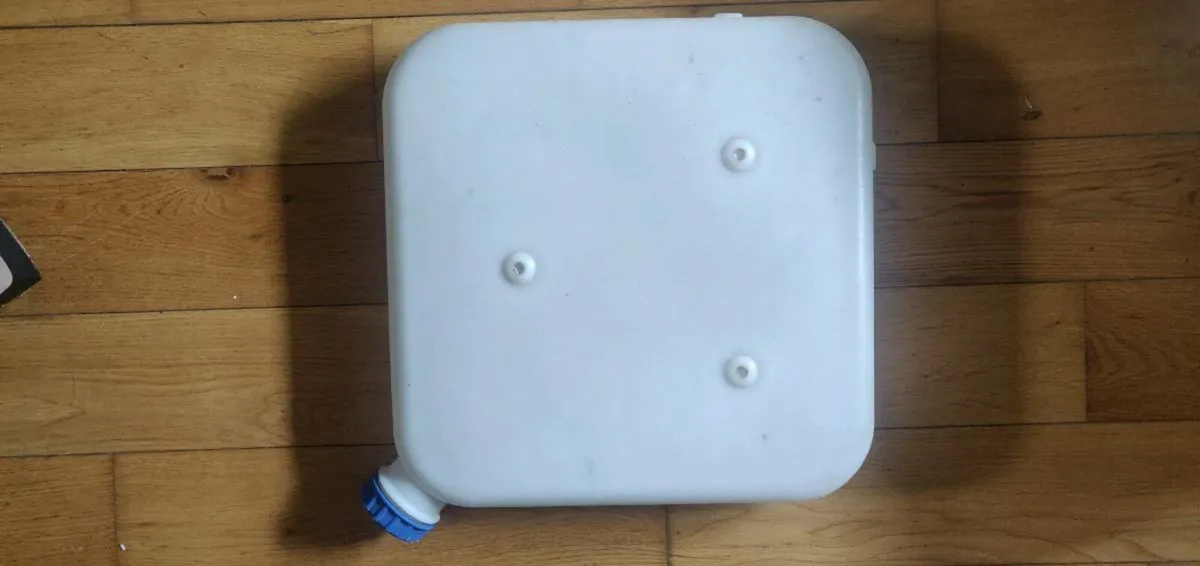 10L diesel or water tank - Image 2
