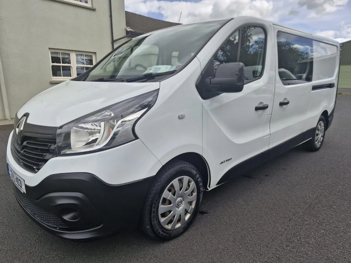 Renault Trafic 2017 - Image 4