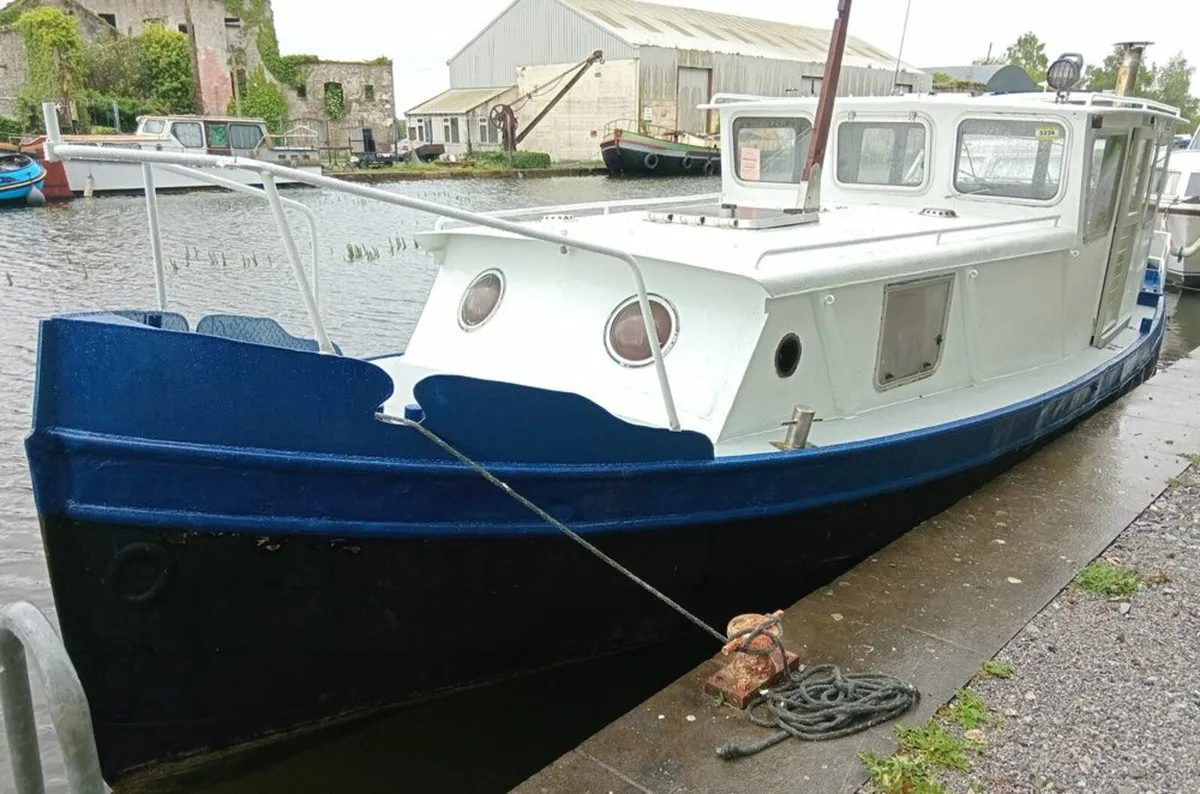 Mini Barge / Houseboat Project - Image 1