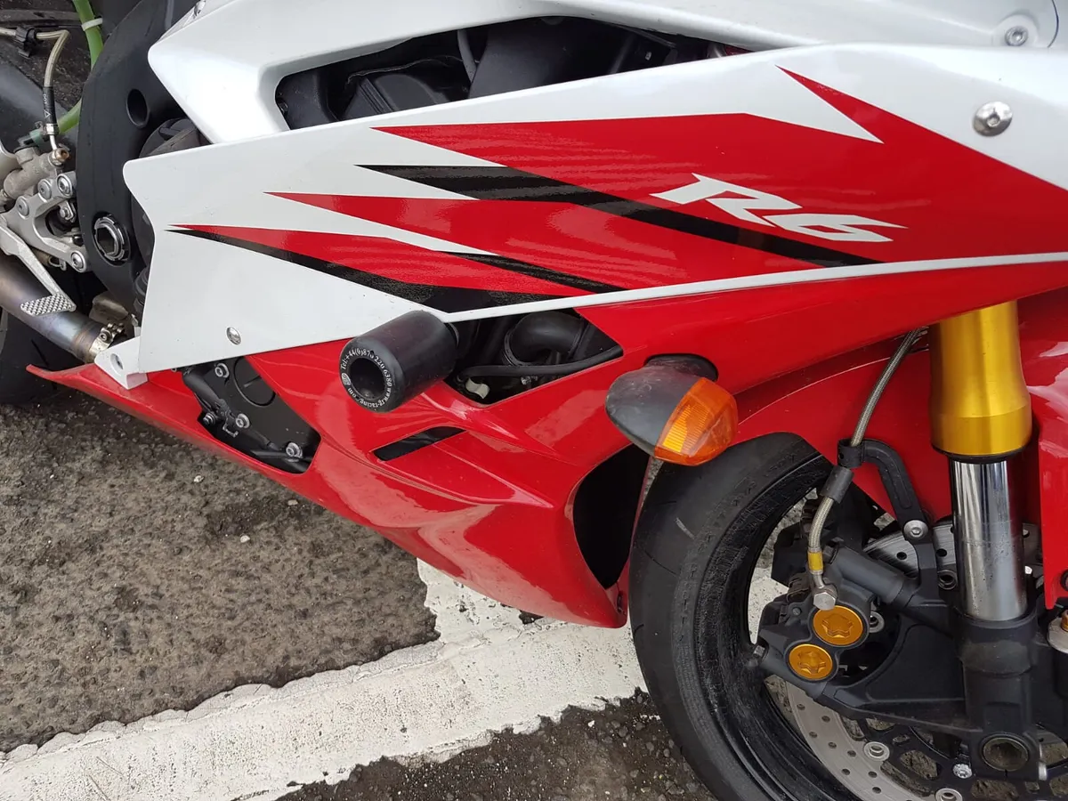 Yamaha YZF R6 - Image 3