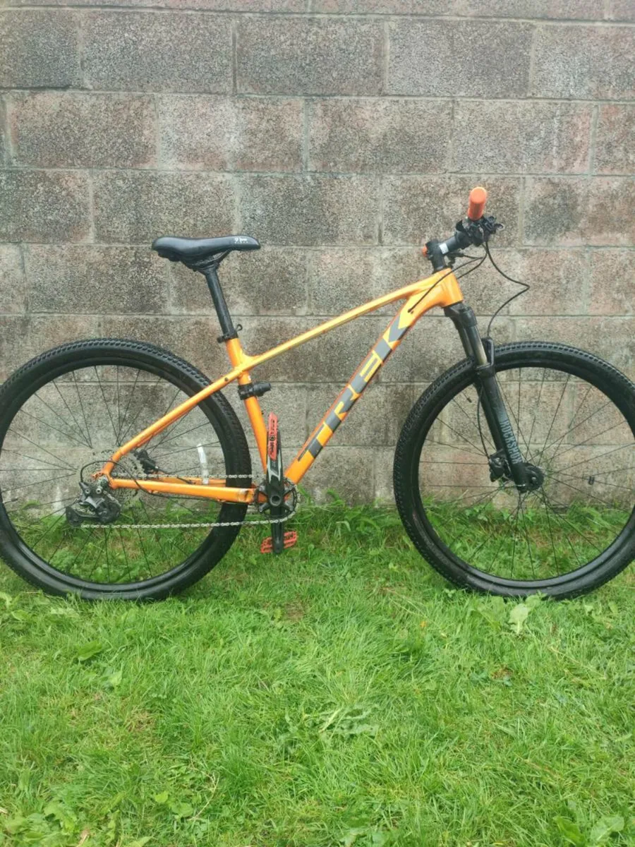 Trek Excalibur 7 mountain bike - Image 1