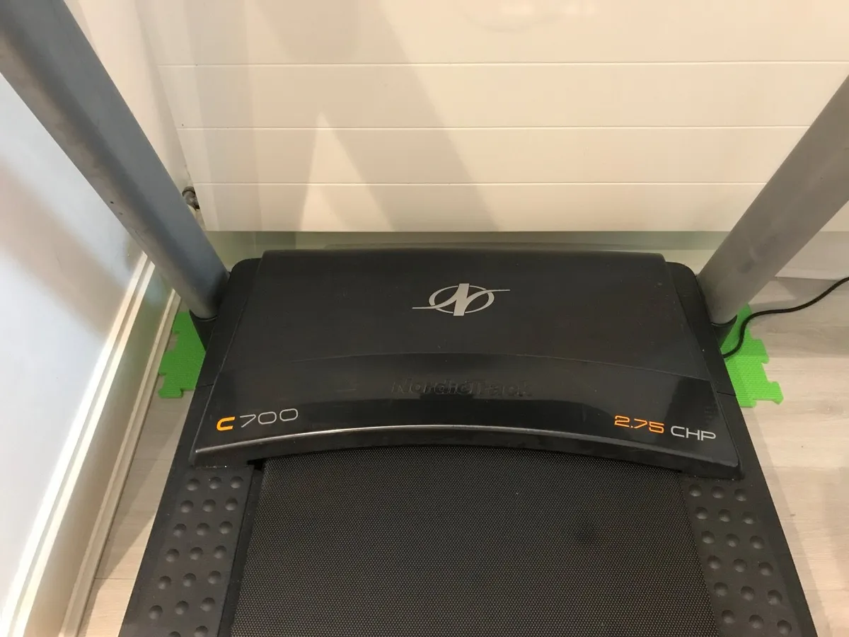 Treadmill NordicTrack C700 2.25 CHP - Image 4