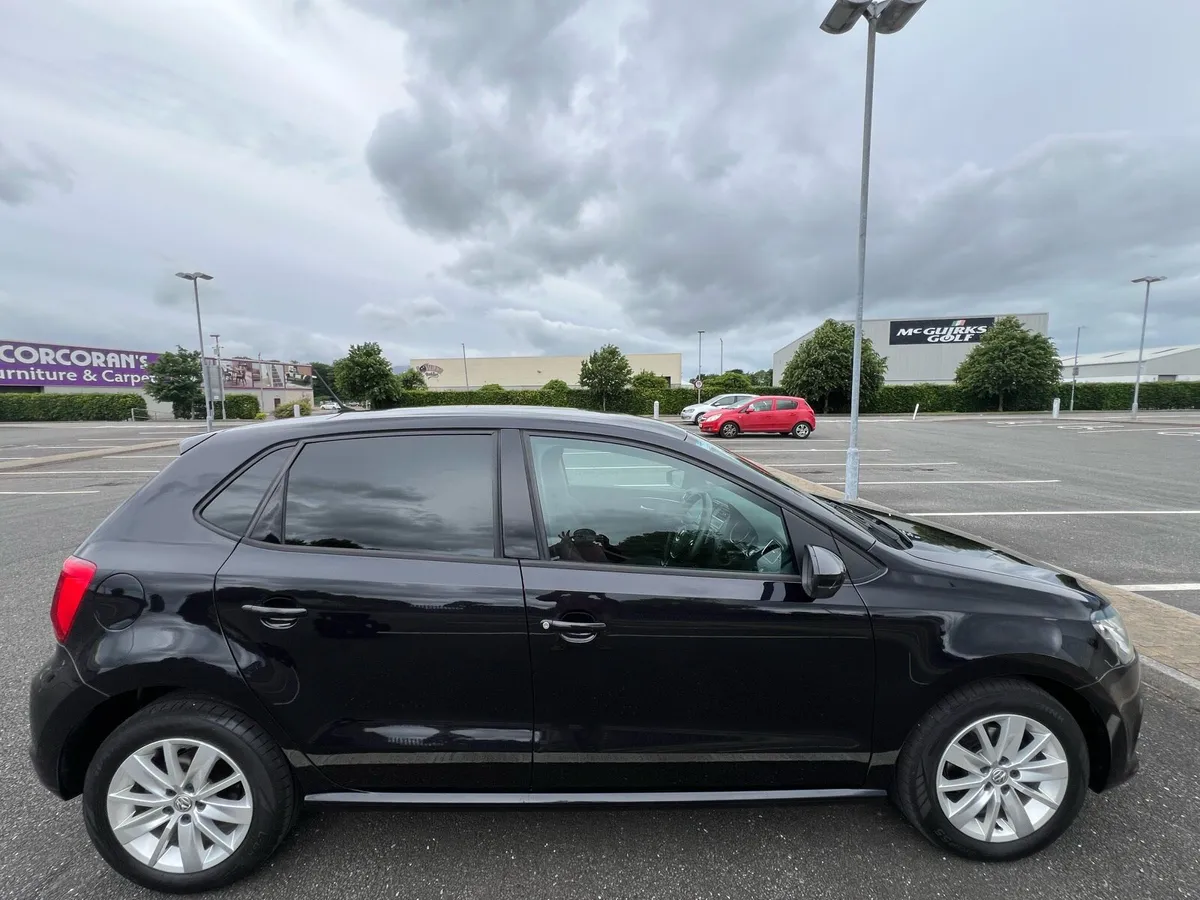 Car - Image 3