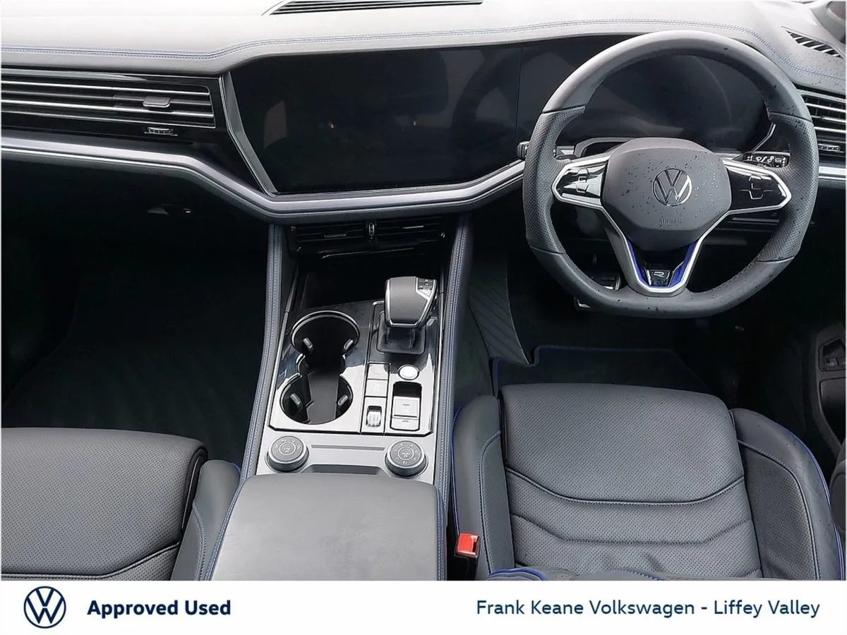 Volkswagen Touareg R Phev 3.0tsi 462BHP  demo Mod - Image 2
