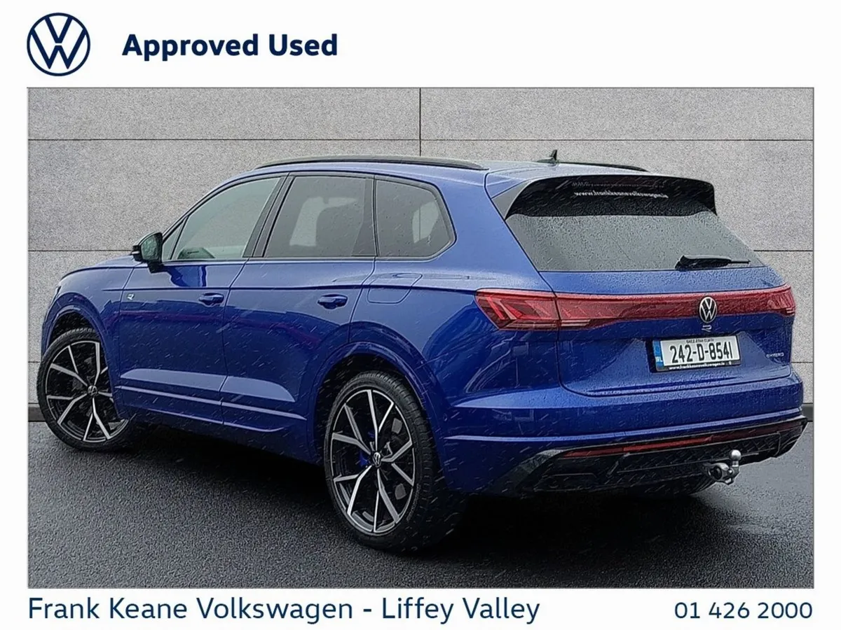 Volkswagen Touareg R Phev 3.0tsi 462BHP  demo Mod - Image 3