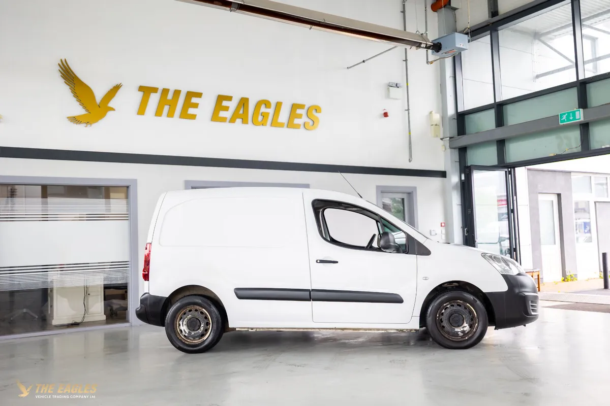 Citroen Berlingo BLUEHDI 75 625 X SWB MY40 2DR - Image 4