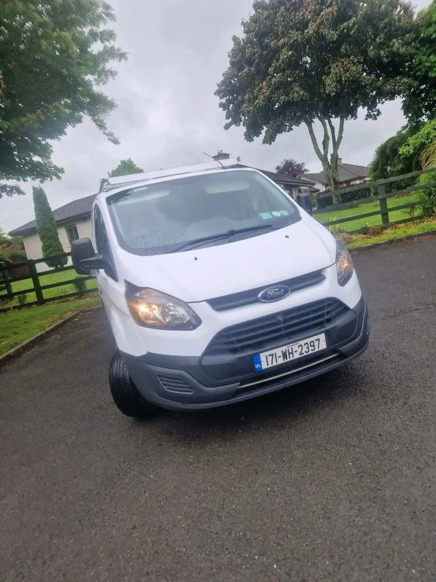 Van - Image 1