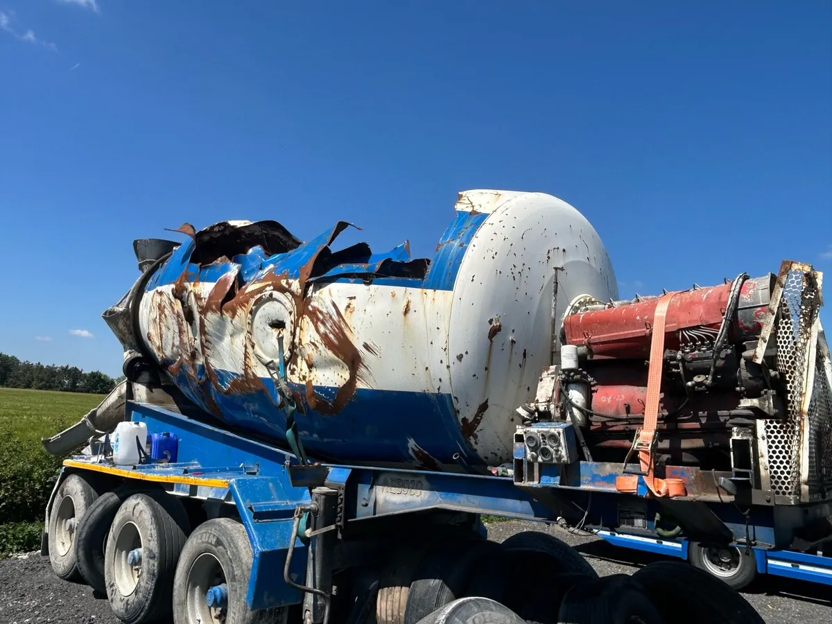 Concrete mixer trailer - Image 4