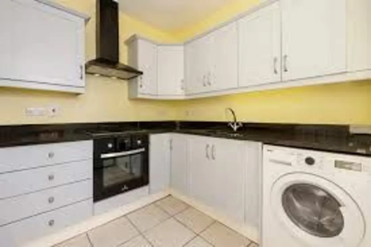 Room to rent - Image 2