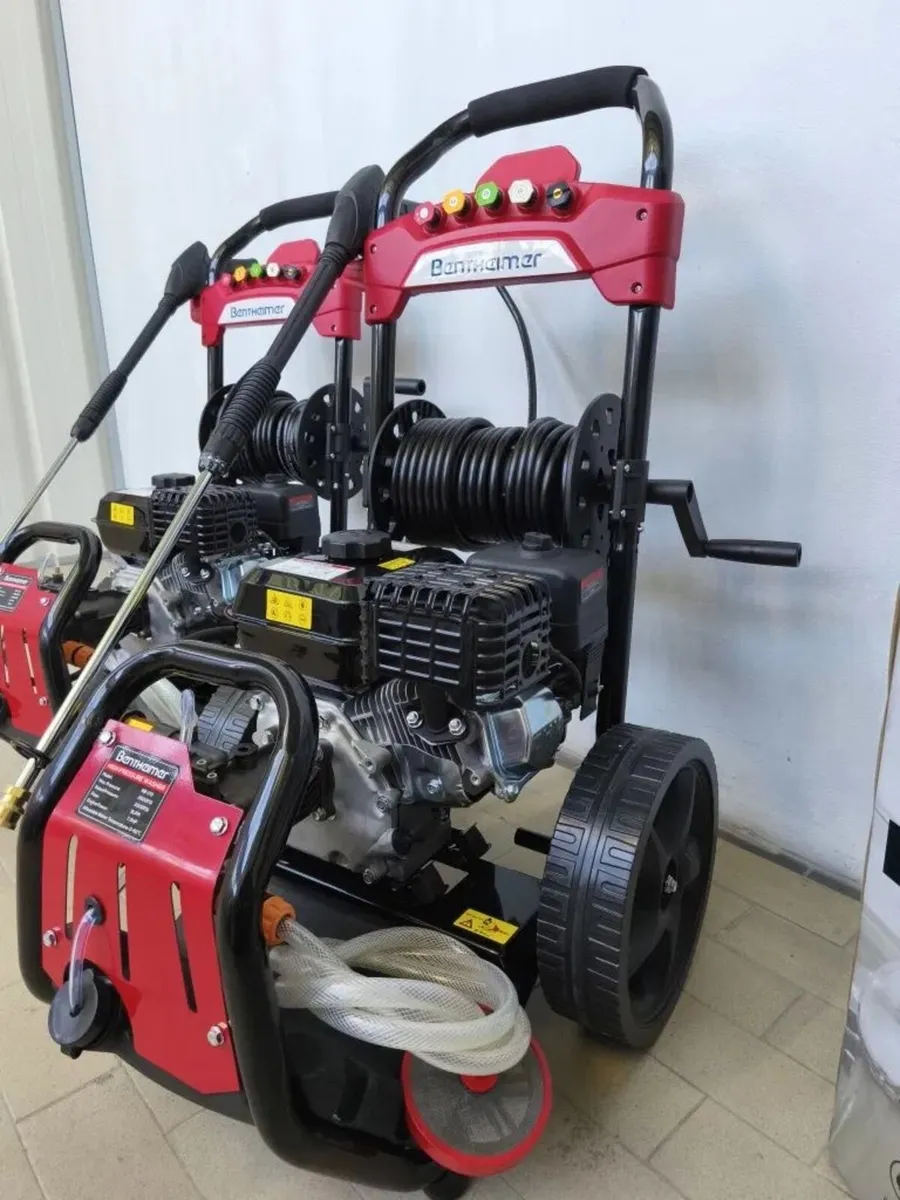 BRAND NEW INDUSTRIAL USE PRESSURE WASHER 5000psi - Image 1