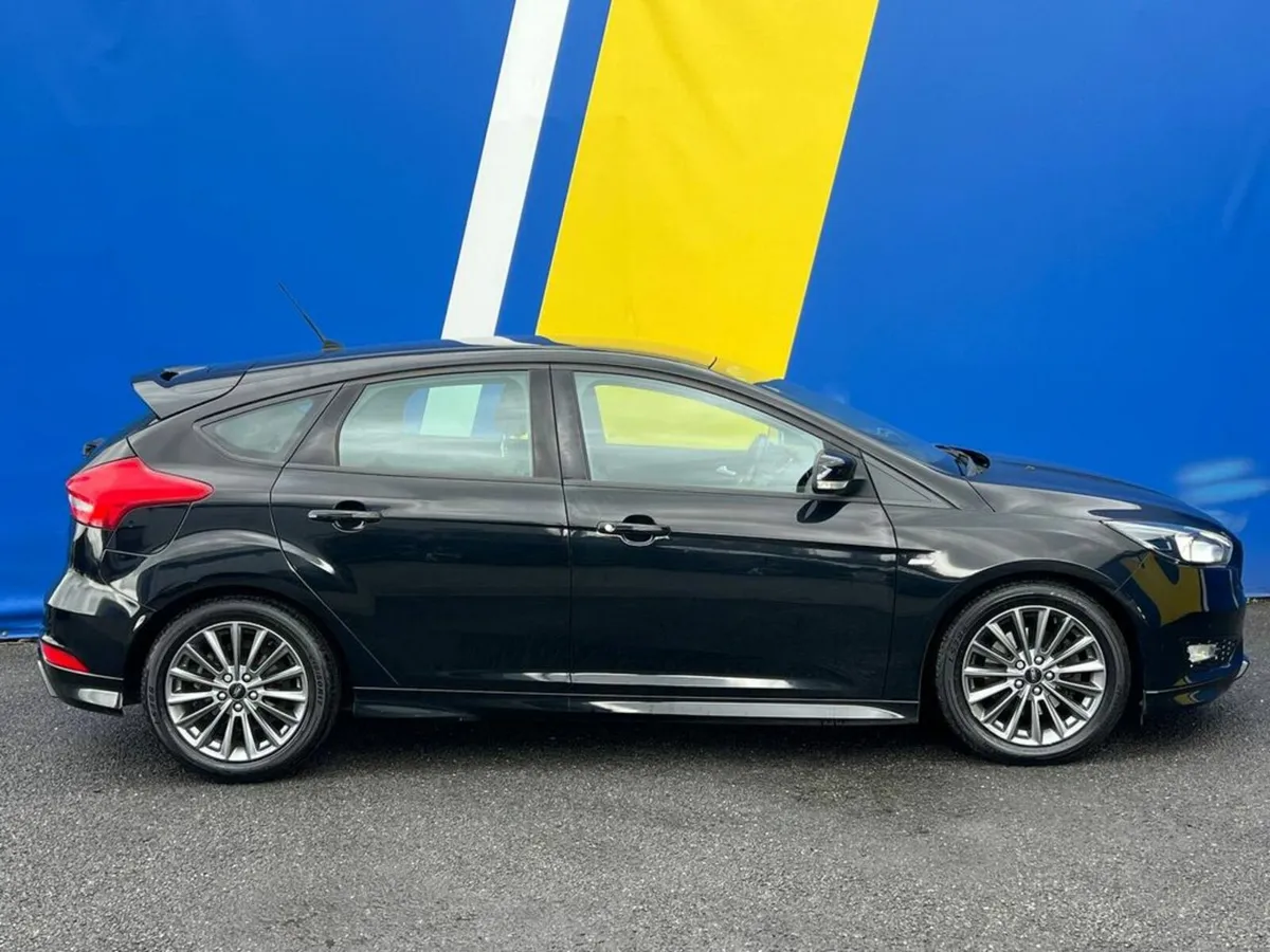 Ford Focus ST-LINE 1.5T ECO BOOST // SERVICE HISTO - Image 2
