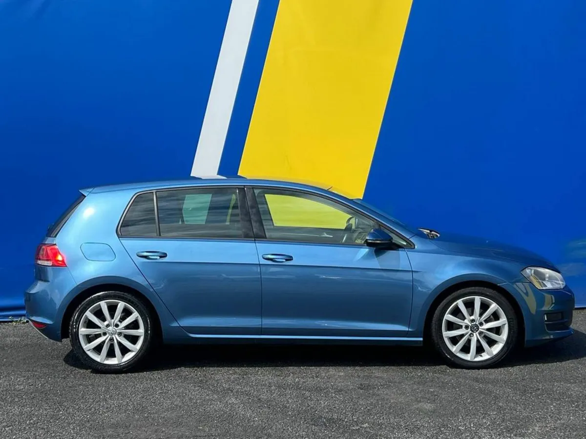 Volkswagen Golf HIGHLINE 1.6 TDI // 17" ALLOYS // - Image 2
