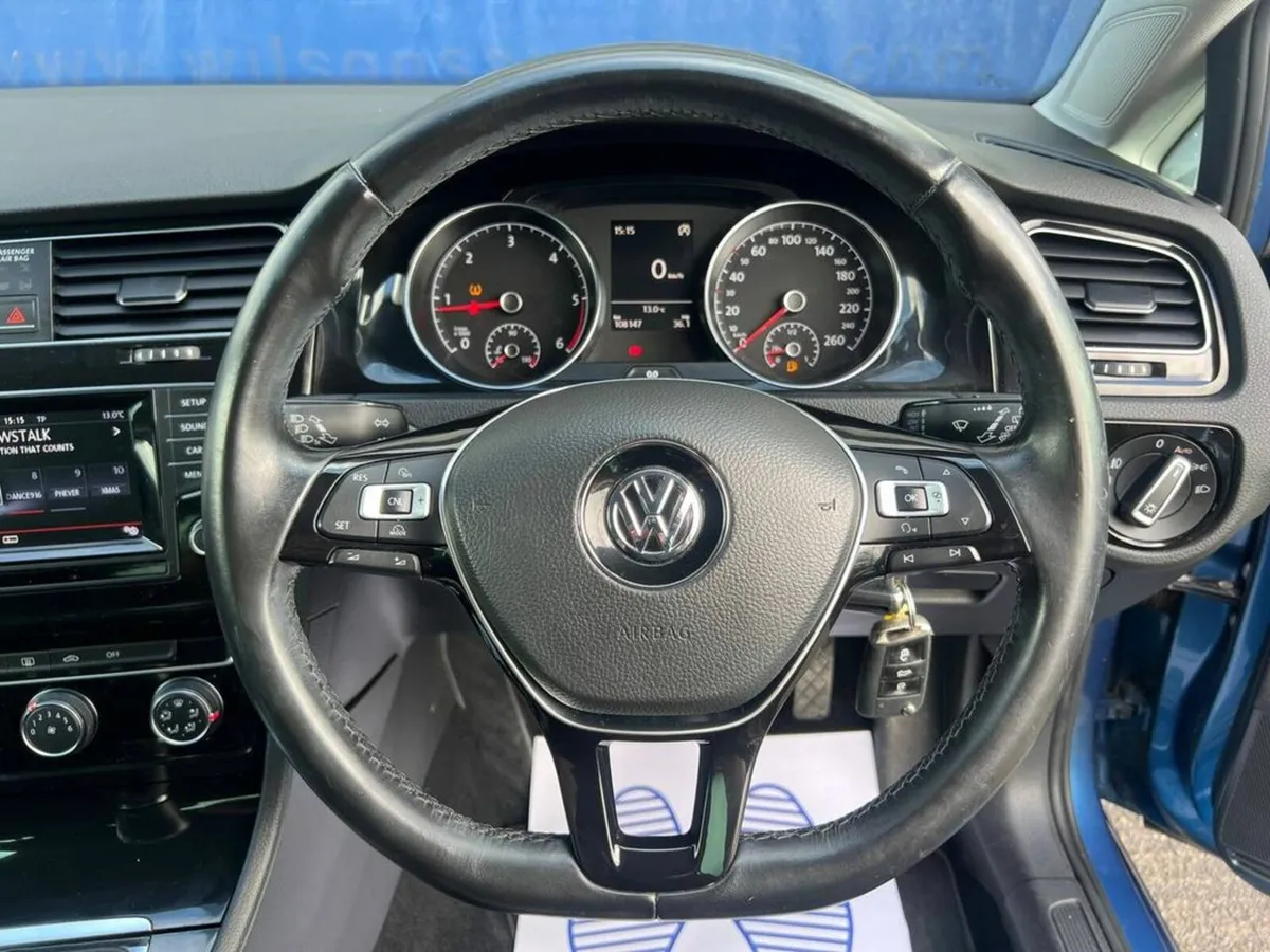 Volkswagen Golf HIGHLINE 1.6 TDI // 17" ALLOYS // - Image 4
