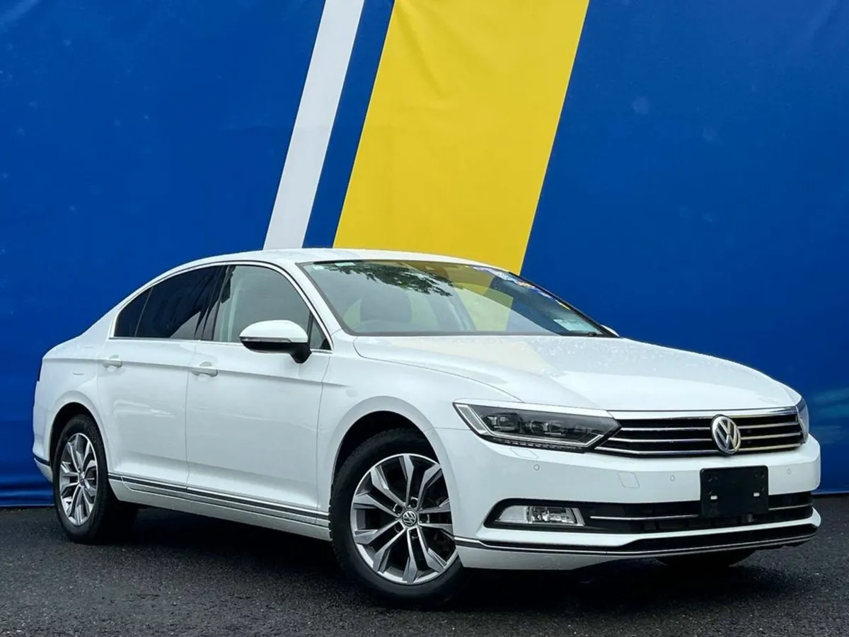 Volkswagen Passat HIGHLINE 1.4 TSI AUTO // HEATED/ - Image 1