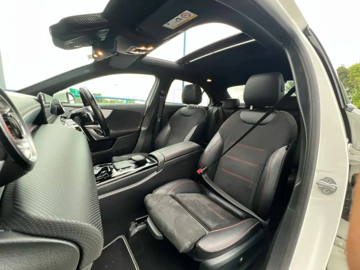 Mercedes-Benz A-Class A250e AMG-LINE PREMIUM + 1.5 - Image 2