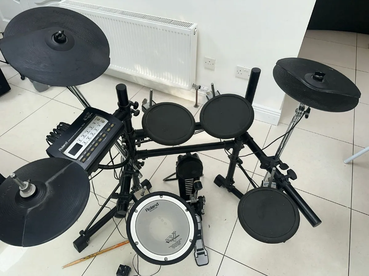 Roland TD-3 Drumkit with Percussion Sound Module - Image 1
