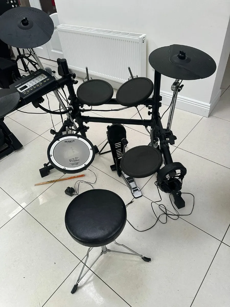 Roland TD-3 Drumkit with Percussion Sound Module - Image 2