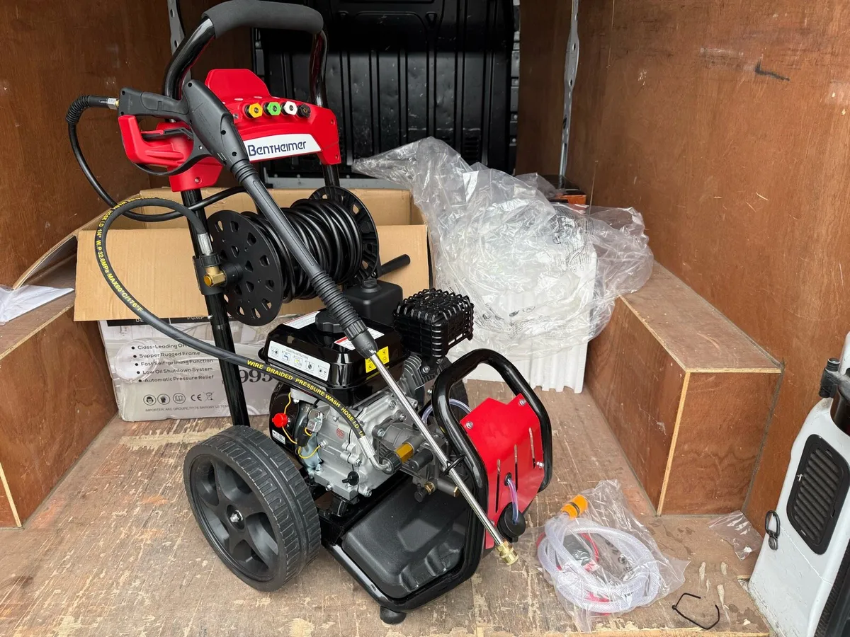 NEW 5000psi INDUSTRIAL USE PRESSURE WASHER - Image 3