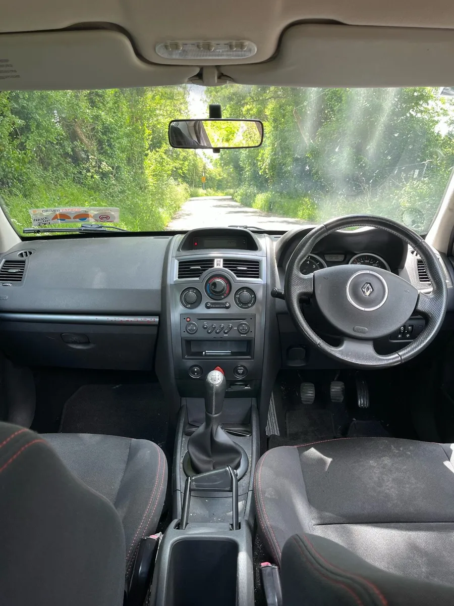Renault megane low kms - Image 4
