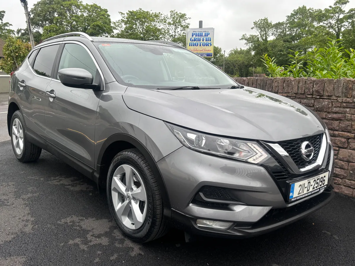 Nissan Qashqai SV Commercial  only 102000kms - Image 4