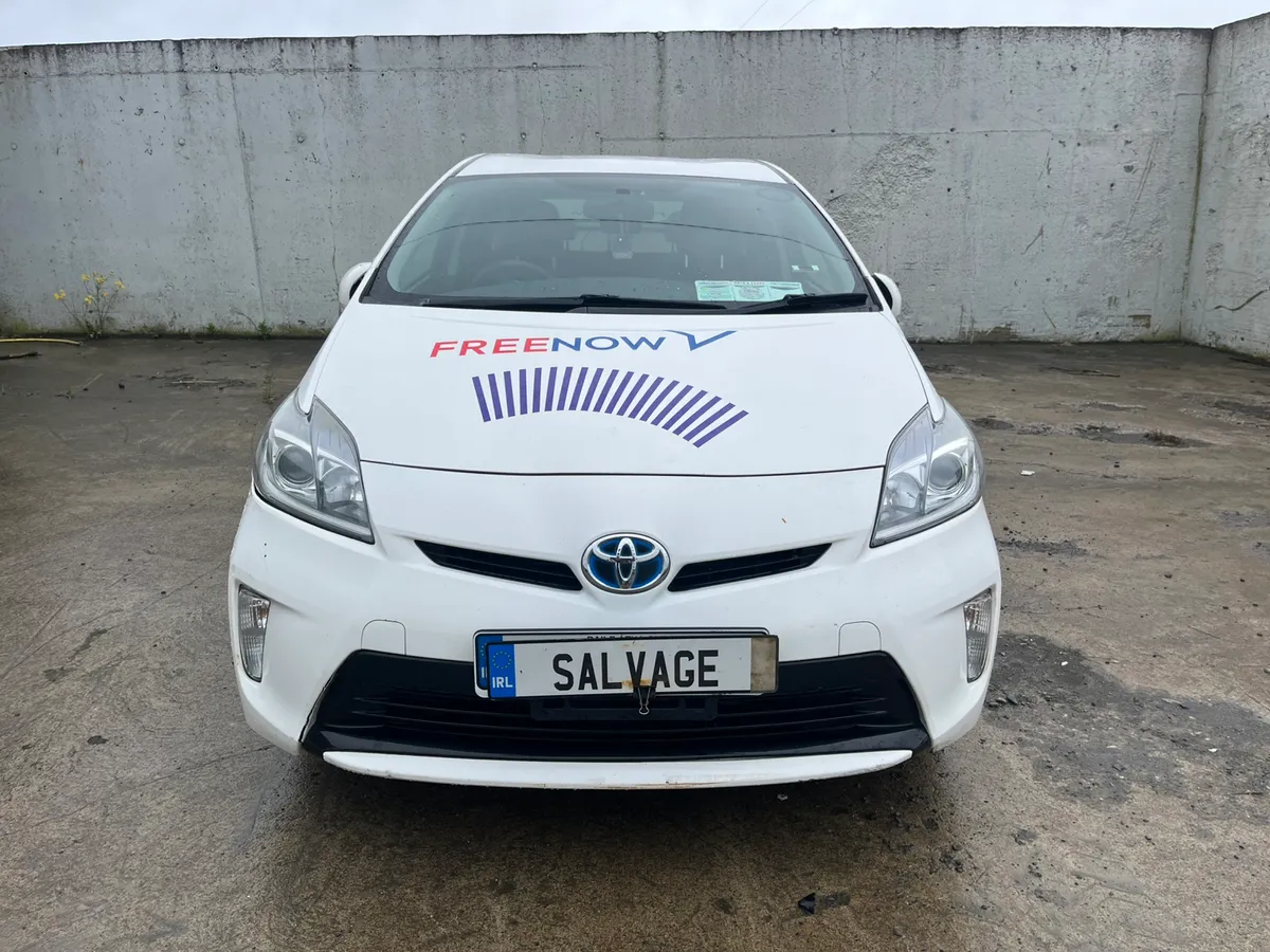 2014, Toyota Prius - Image 2