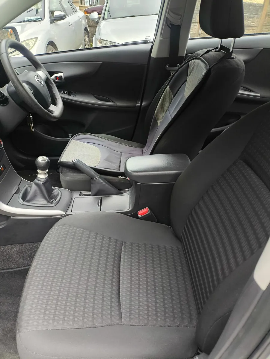 Toyota Corolla 2013 - Image 3