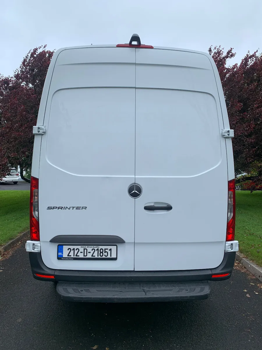 Mercedes-Benz Sprinter 2021 LOW LOW KLM's - Image 4