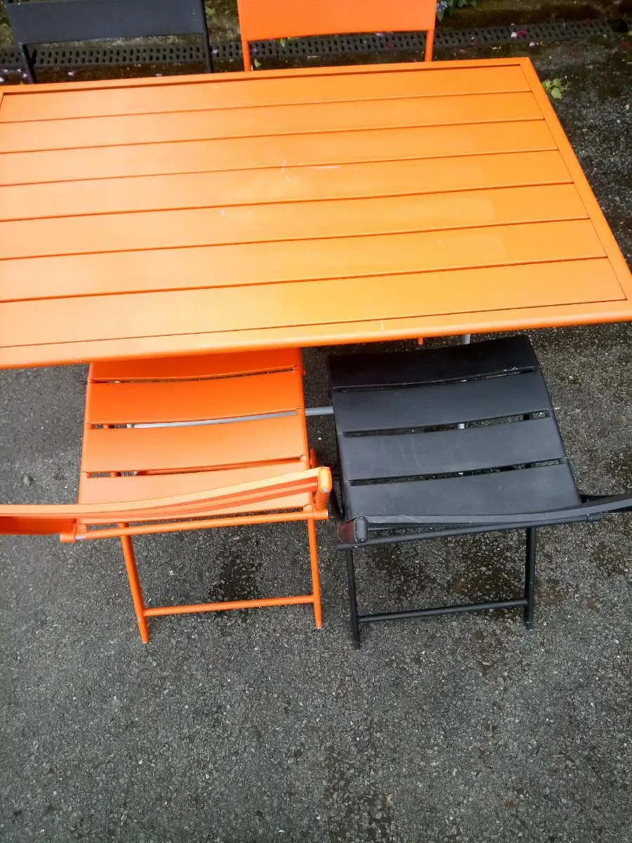 Outdoor Table and Chairs - Image 4