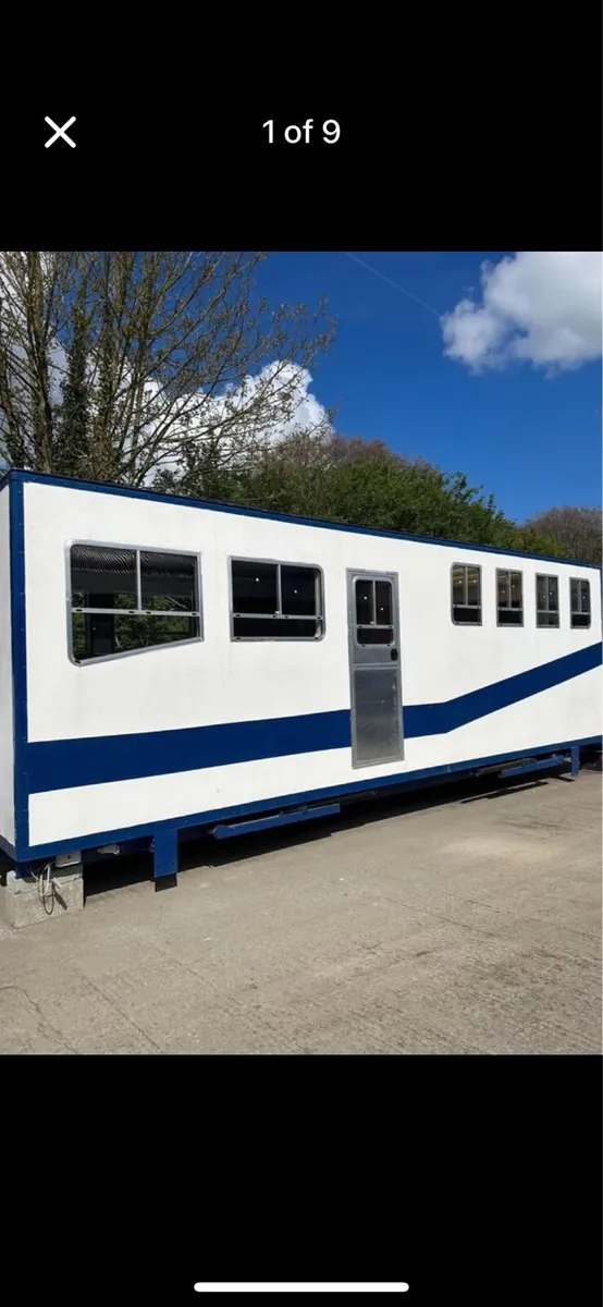 Living accommodation Cabin - Image 1