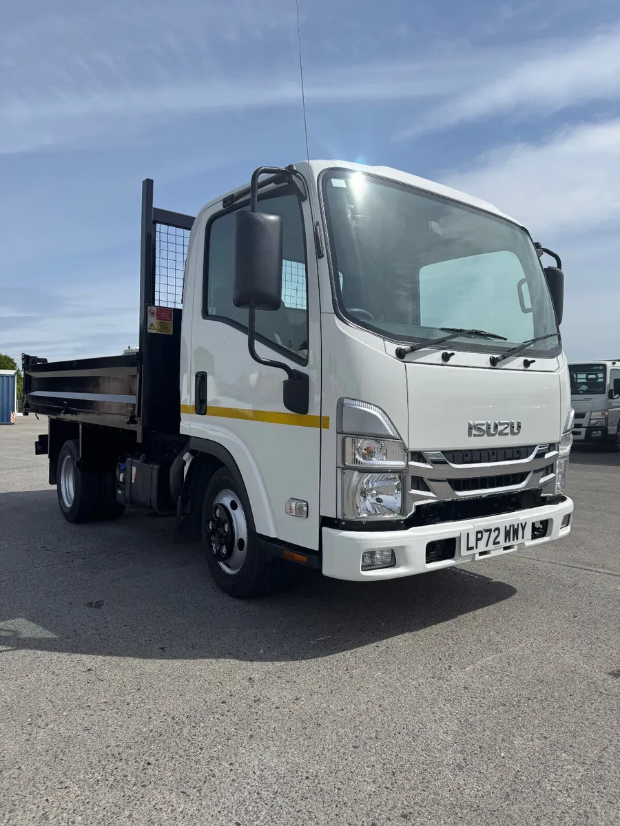 2023 3.5 TON ISUZU TIPPER - Image 1