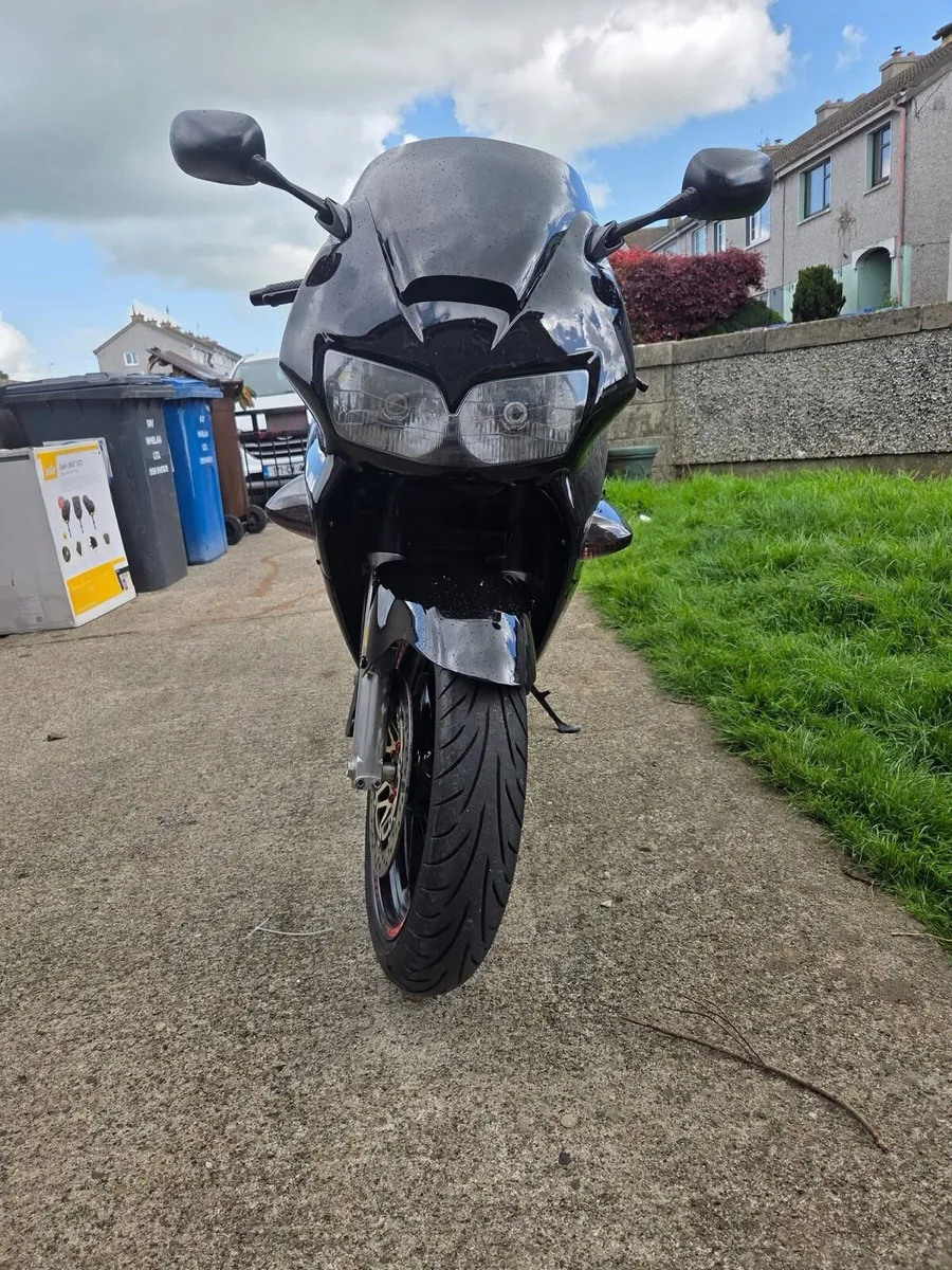 Honda Vfr800fi - Image 1