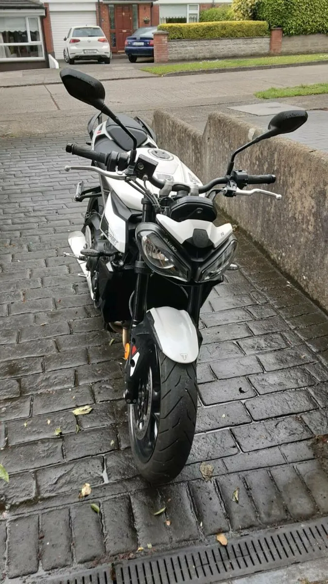 Triumph street triple 765r - Image 1