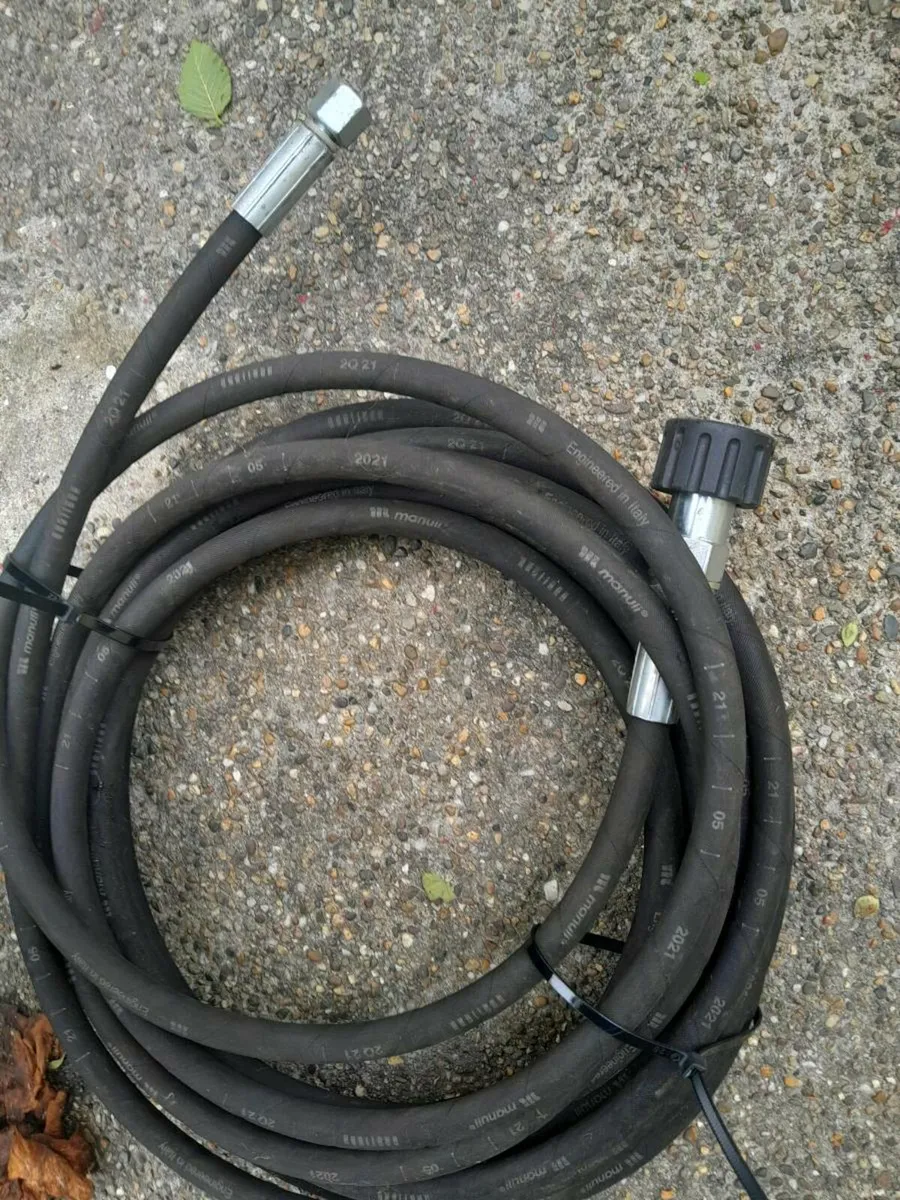 Pressure washer hose - Image 2