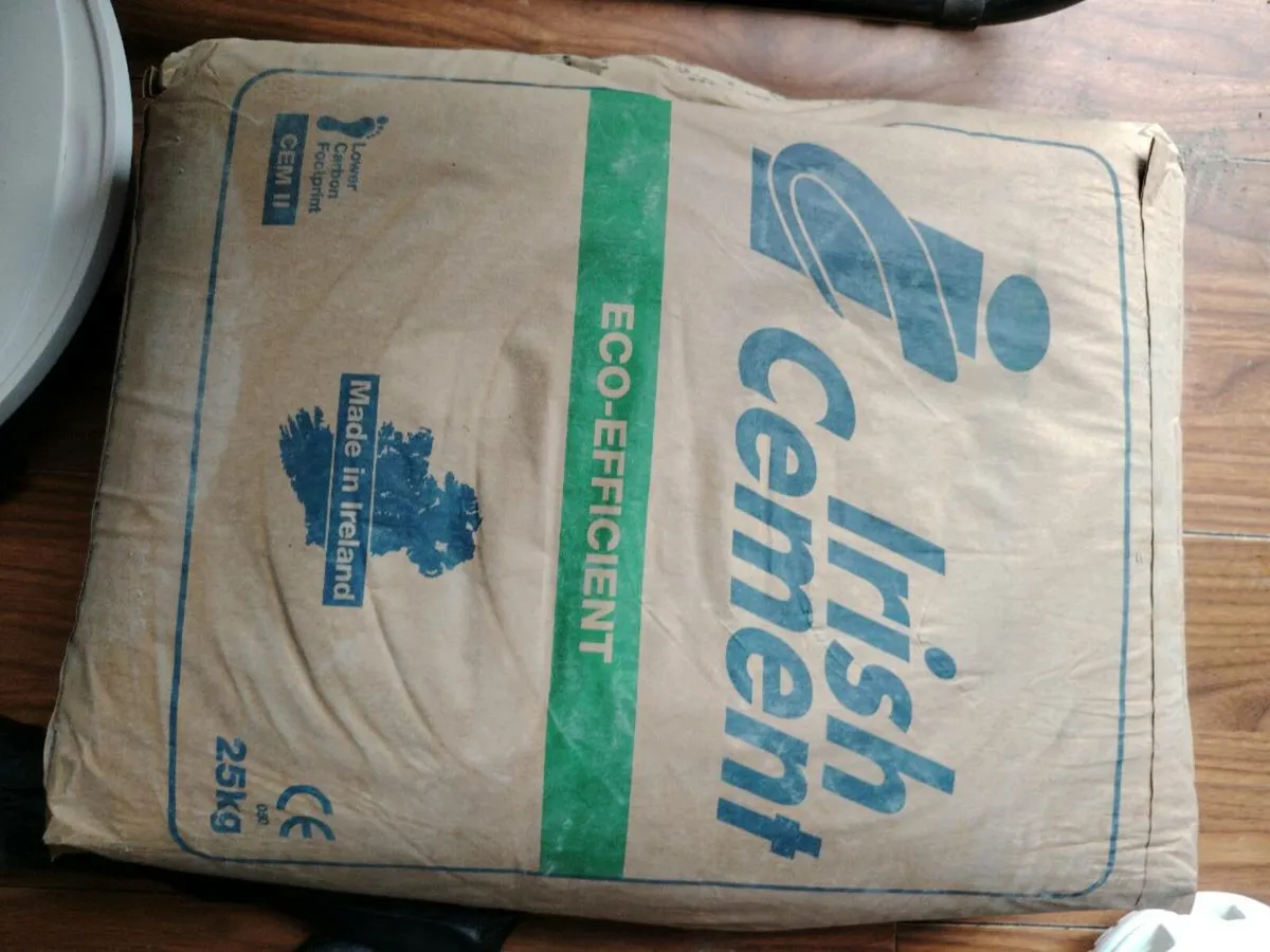 6x 25kg plastering sand AND 1x 25kg cement - Image 2
