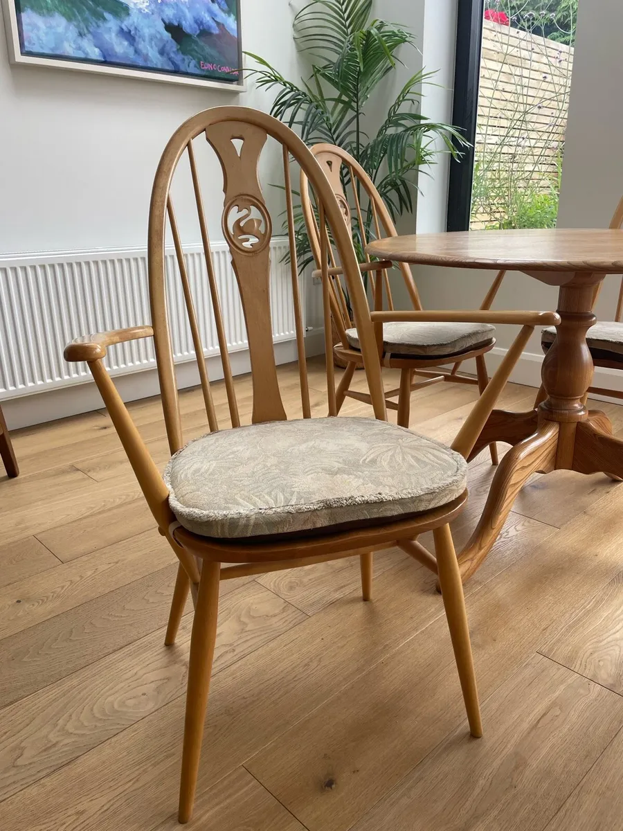 Ercol Dining Table and Chairs - Image 4