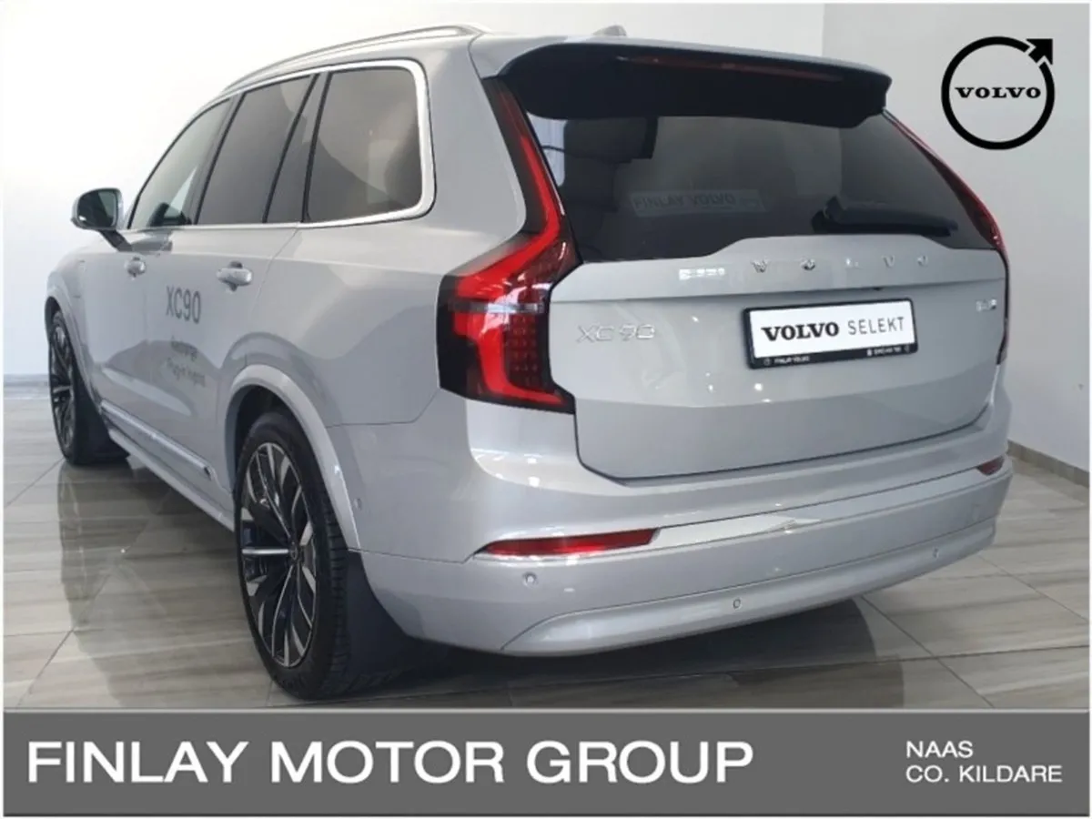 Volvo XC90 Demo T8 Phev AWD Ultra Bright  Air Sus - Image 4