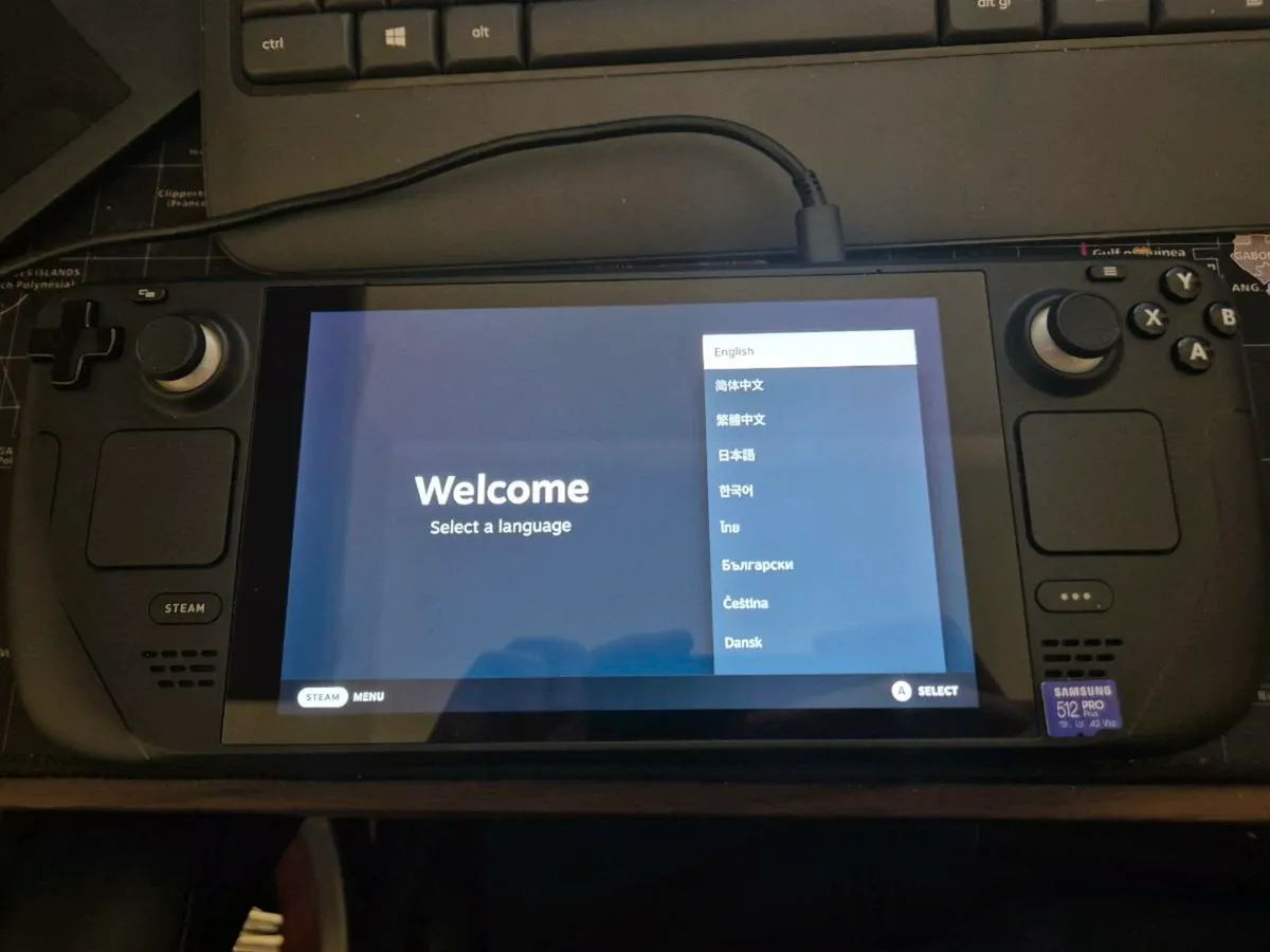 Steam Deck 256GB LCD + 512GB SD Card + Case - Image 1