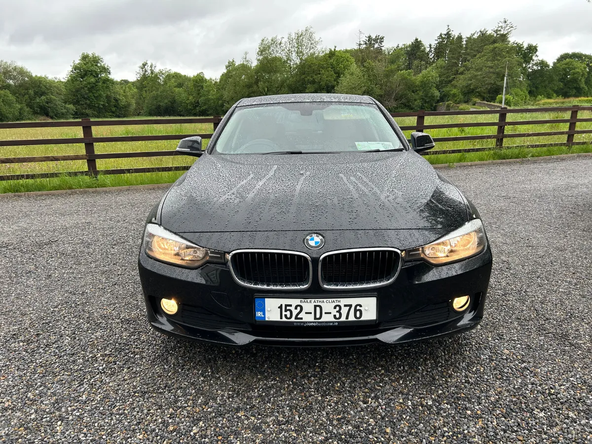 2015 BMW 318d Automatic - Image 2