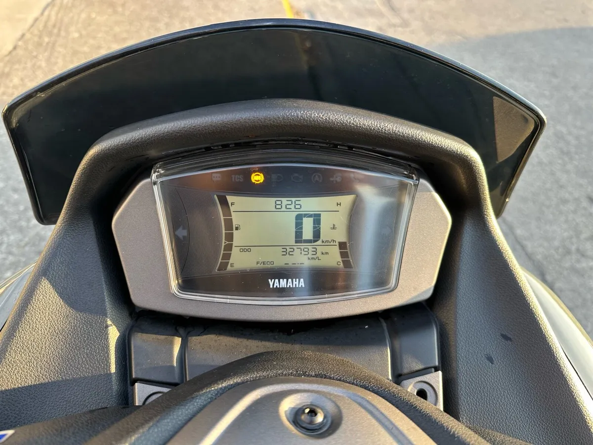 Yamaha/ Nmax/ 2023 Motorbike - Image 4