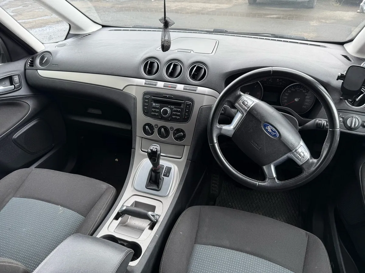 Ford Galaxy - Image 2