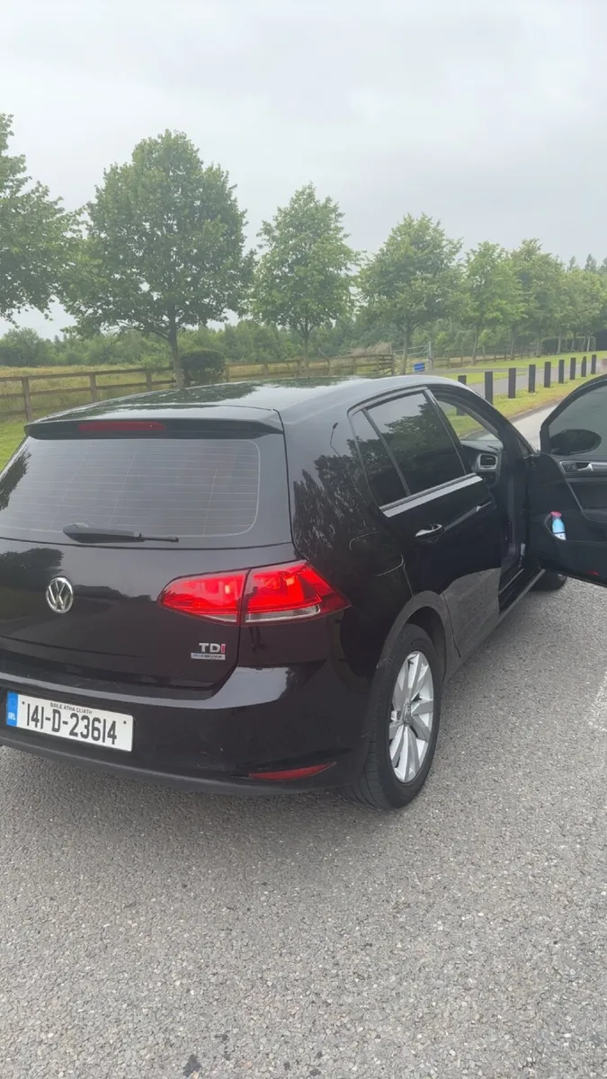 Volkswagen Golf 2014 - Image 2