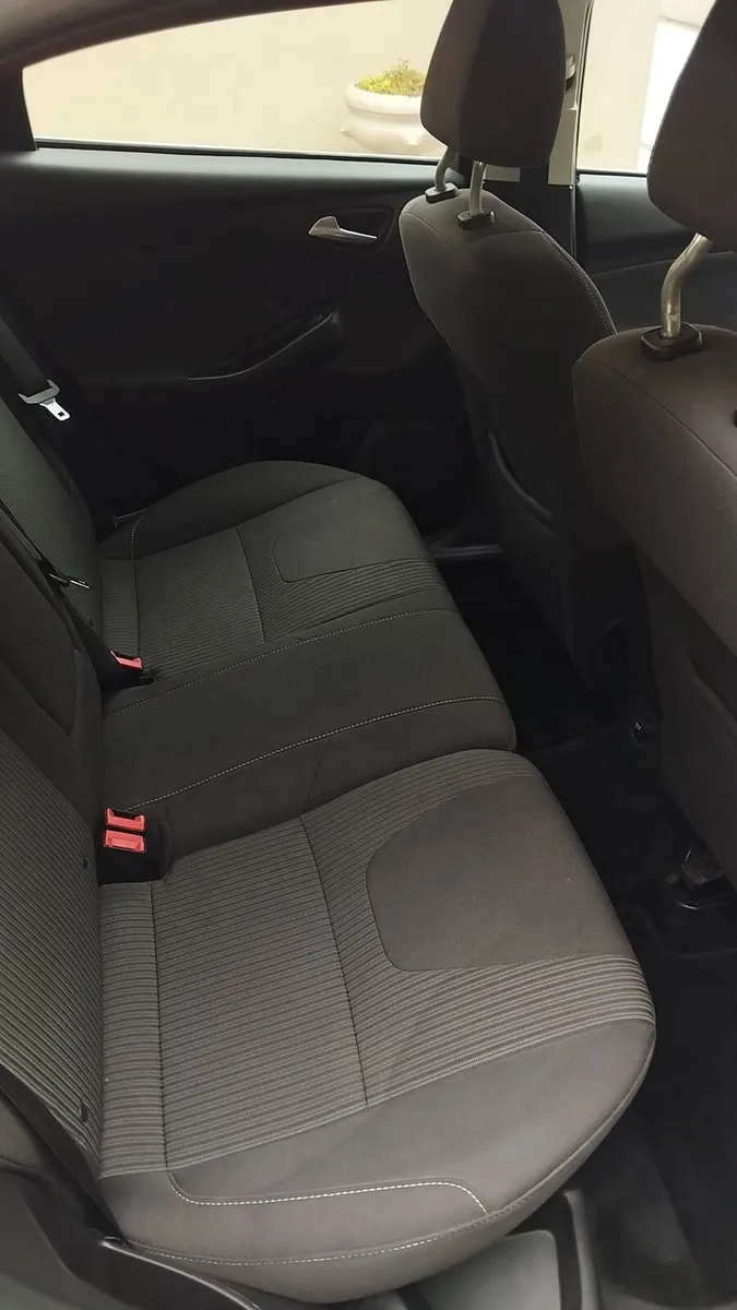 141 Ford Focus - Image 3