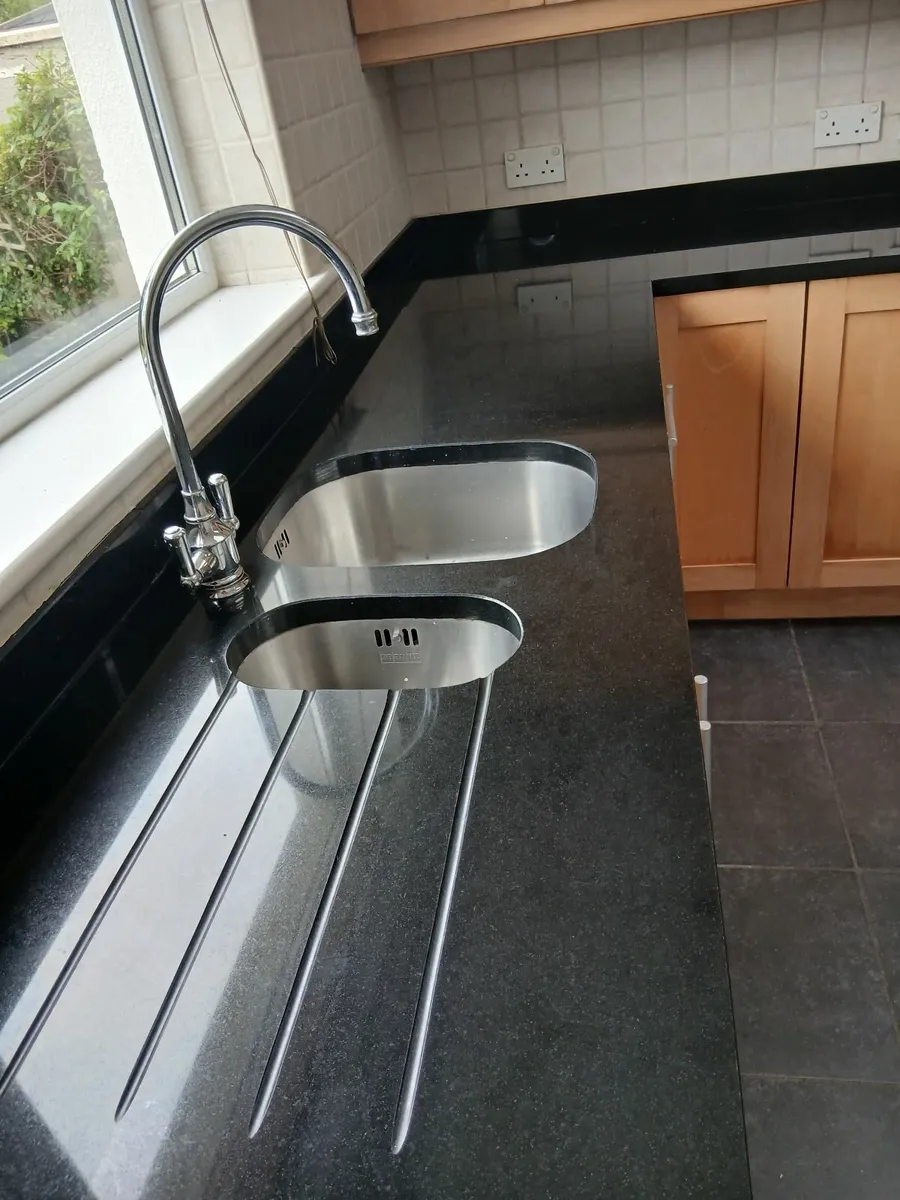 Complete Kitchen with appliances - Image 4