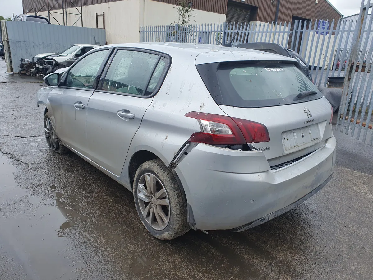 16 PEUGEOT 308  1.2 TURBO FOR BREAKING - Image 3