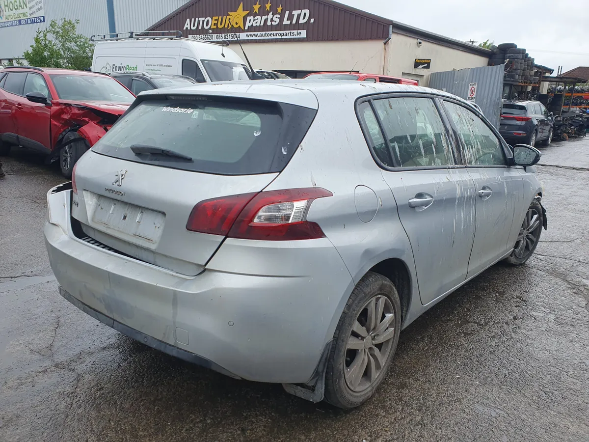16 PEUGEOT 308  1.2 TURBO FOR BREAKING - Image 4