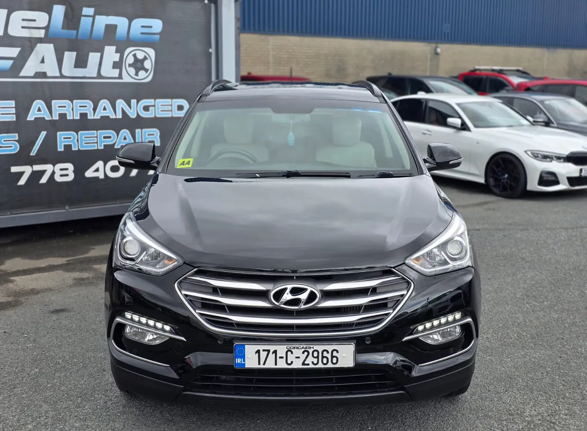 Hyundai Santa Fe AWD Executive 7 Seater 2.2 Diesel - Image 2