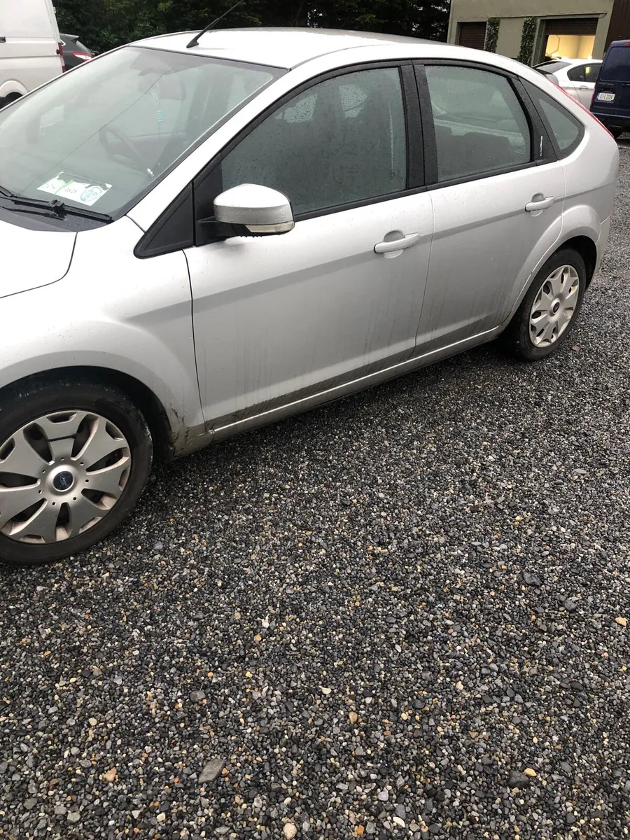 2008 ford focus - Image 2
